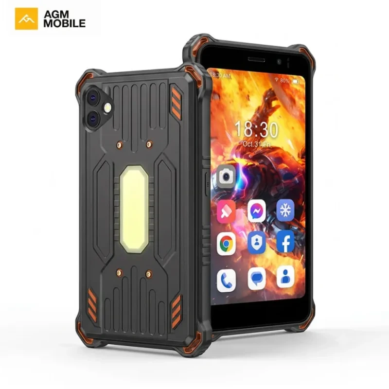 AGM P3 Compact mit eingeschaltetem Display und Rückseite mit Kamera und Leuchte